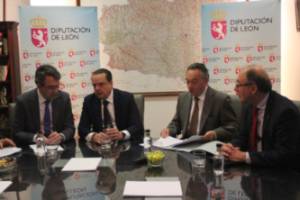 Reunión en la Diputación leonesa